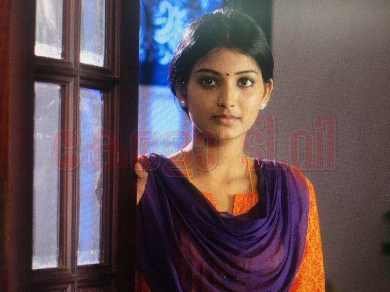 Snisha Is Neelakkuyil Serial Actress