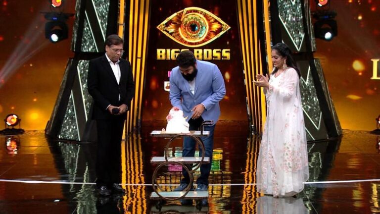 Mohanlal Birthday Cerebrated by Bigg Boss